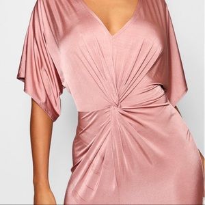KNOTTED SHORT SLEEVE BOOHOO DRESS